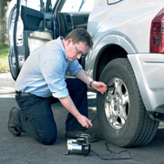 RING RAC 700 Tyre Inflator In Use