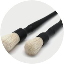 Accessories brushes