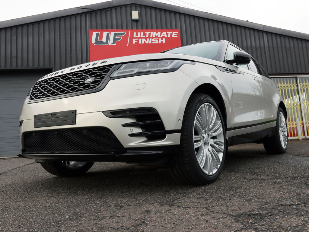 Range Rover Velar – 2-Stage Gloss Enhancement