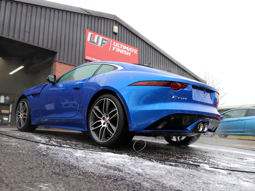 Supercharged Jaguar F-Type R-Dynamic – 2-Stage Gloss Enhancement