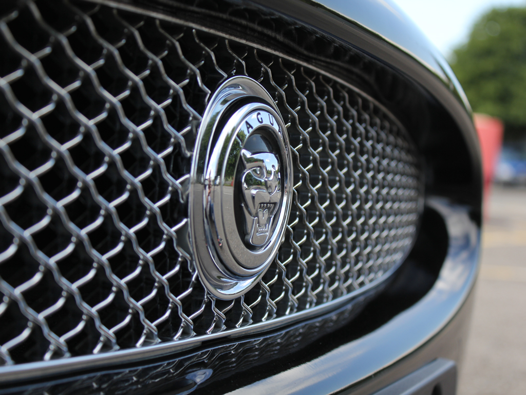 Putting The Gloss Back Into A Supercharged Jaguar XK-R