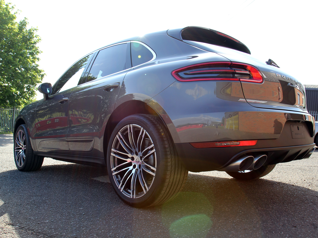 Porsche Macan, A ‘Tiger’ Made Ready For The Wild With CS Black