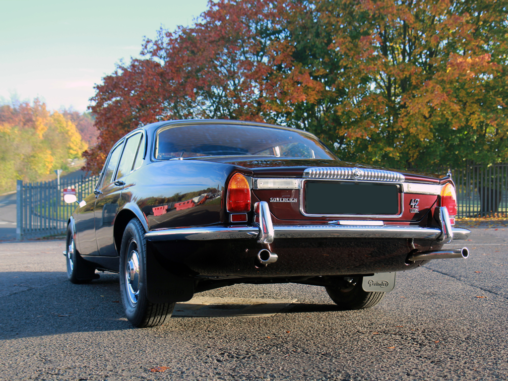 Series-1 Daimler Sovereign Restored To Its Former Glory