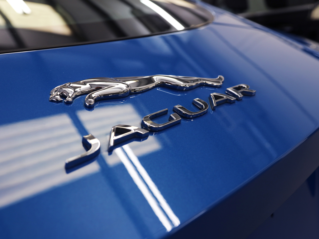 Proudly Flying The Flag - Jaguar F-Type British Design Edition