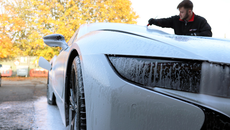 BMW i8