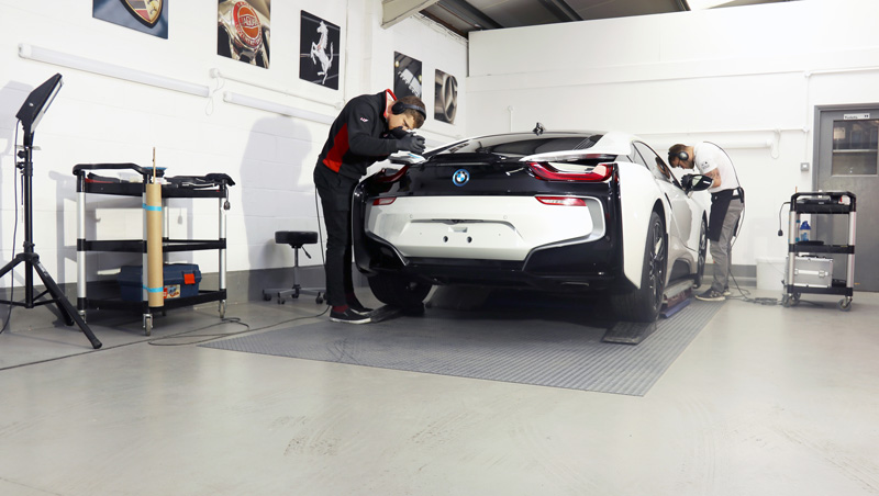 BMW i8
