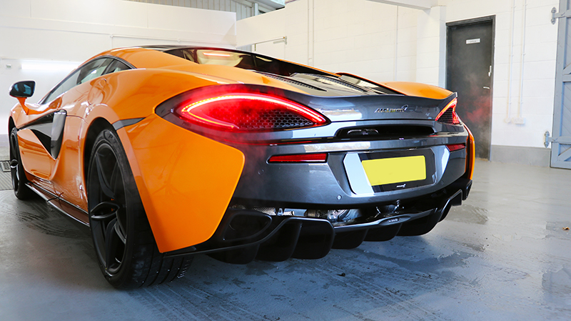 McLaren 570S