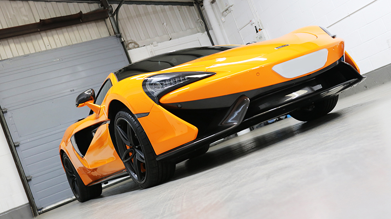 McLaren 570S