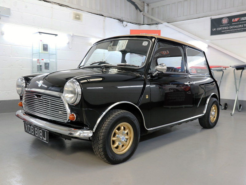 1971 Mini Cooper S - Gloss Enhancement Treatment