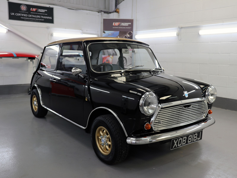 1971 Mini Cooper S - Gloss Enhancement Treatment