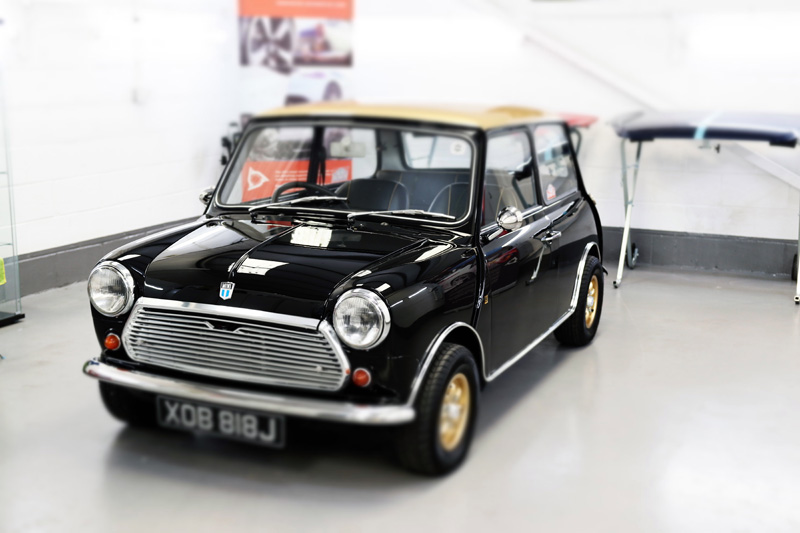 1971 Mini Cooper S - Gloss Enhancement Treatment