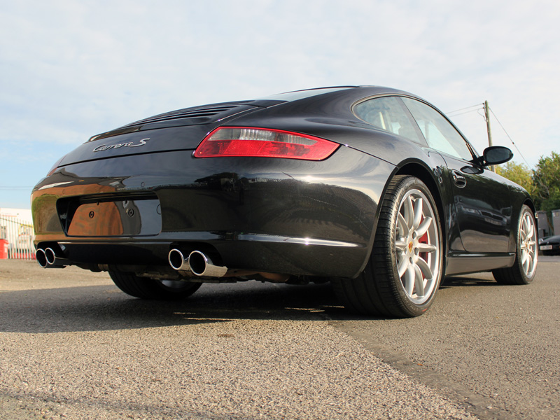 Porsche 997 Carrera S - Gloss Enhancement Treatment