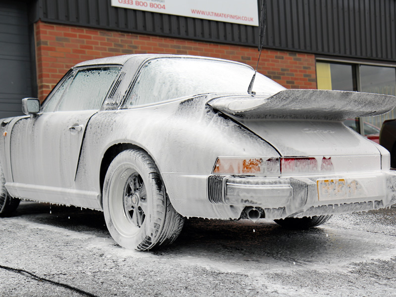 Classic 1989 Porsche 911 3.2 Carrera Targa Sport