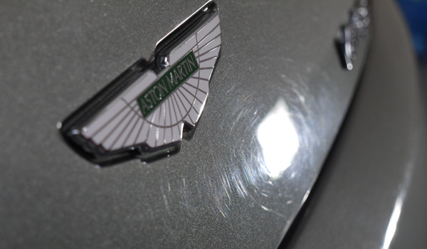 Ultimate Detailing Studio - Aston Martin V8 Vantage