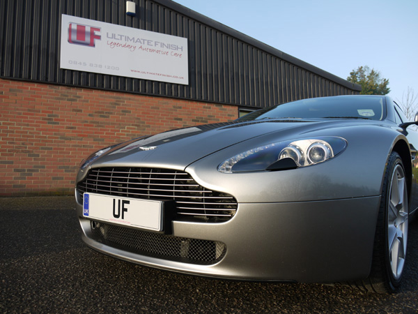 Ultimate Detailing Studio - Aston Martin V8 Vantage