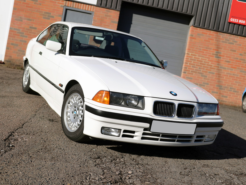 BMW 320i E36 - Gloss Enhancement Treatment