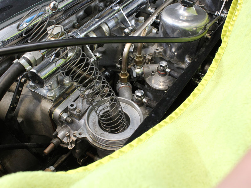 1963 ASTON MARTIN DB5 - Engine Treatment