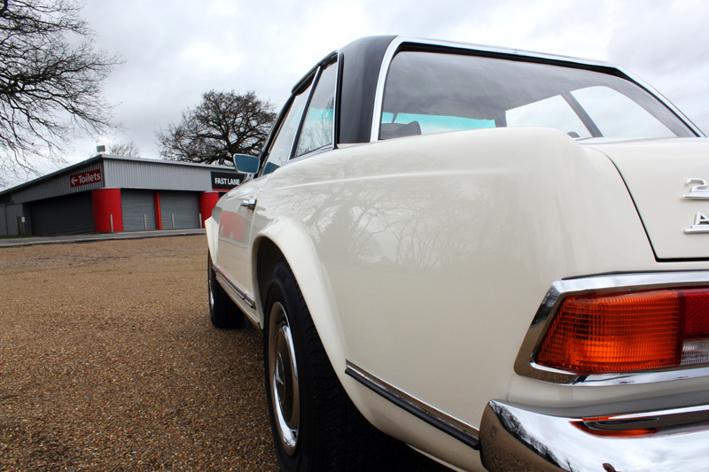 1970 Mercedes-Benz 280 SL Pagoda Automatic Paintwork Correction Treatment