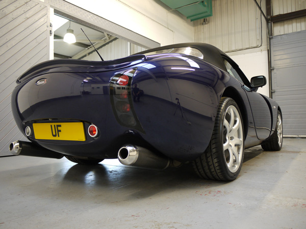 TVR Tuscan 2S at the Ultimate Detailing Studio