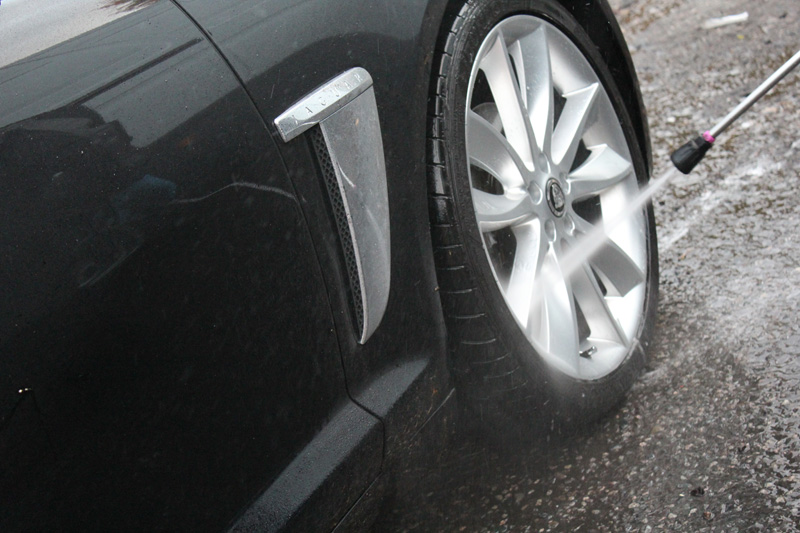Jaguar XF Sportbrake receives Gloss Enhancement Treatment