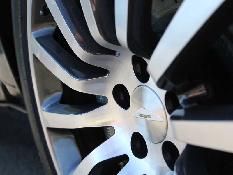 Aston Martin V12 Vanquish - Gloss Enhancement Treatment