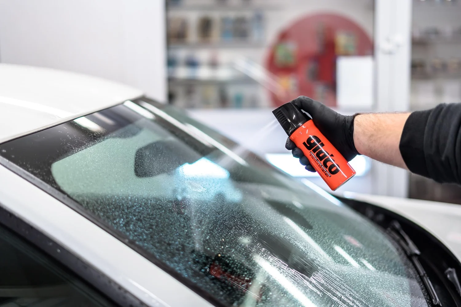 Glaco Glass 'W' Jet Strong Hydrophobic Glass Coating - Image 3