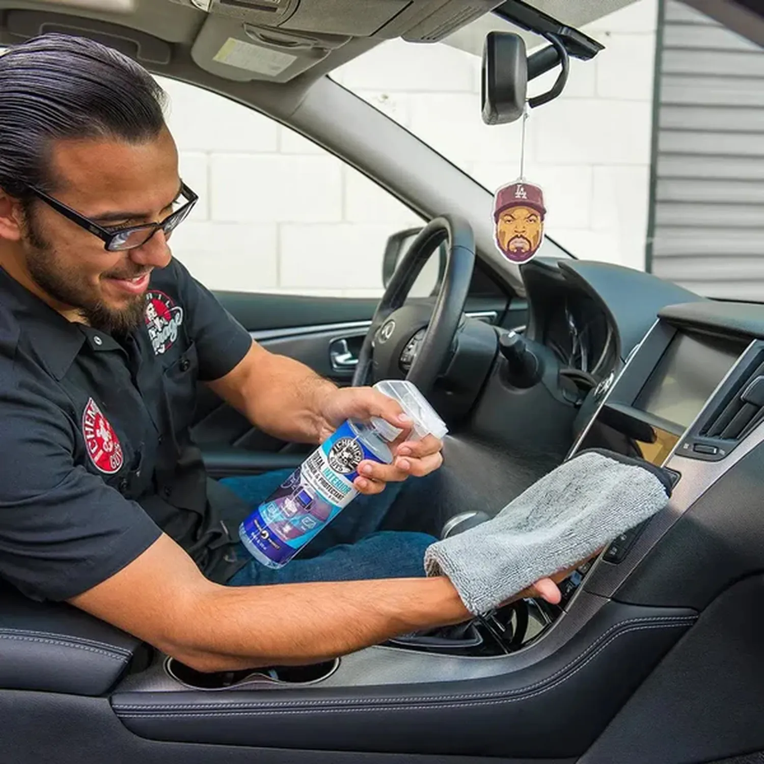 Total Interior Cleaner & Protectant New Car Scent - Image 10