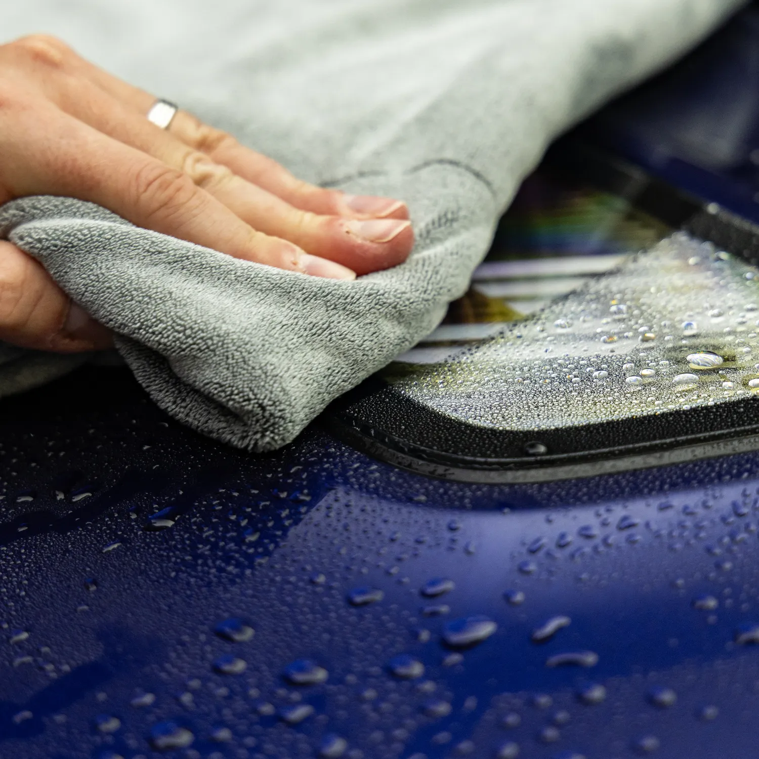 MF7 Short Loop Drying Towel - Image 5