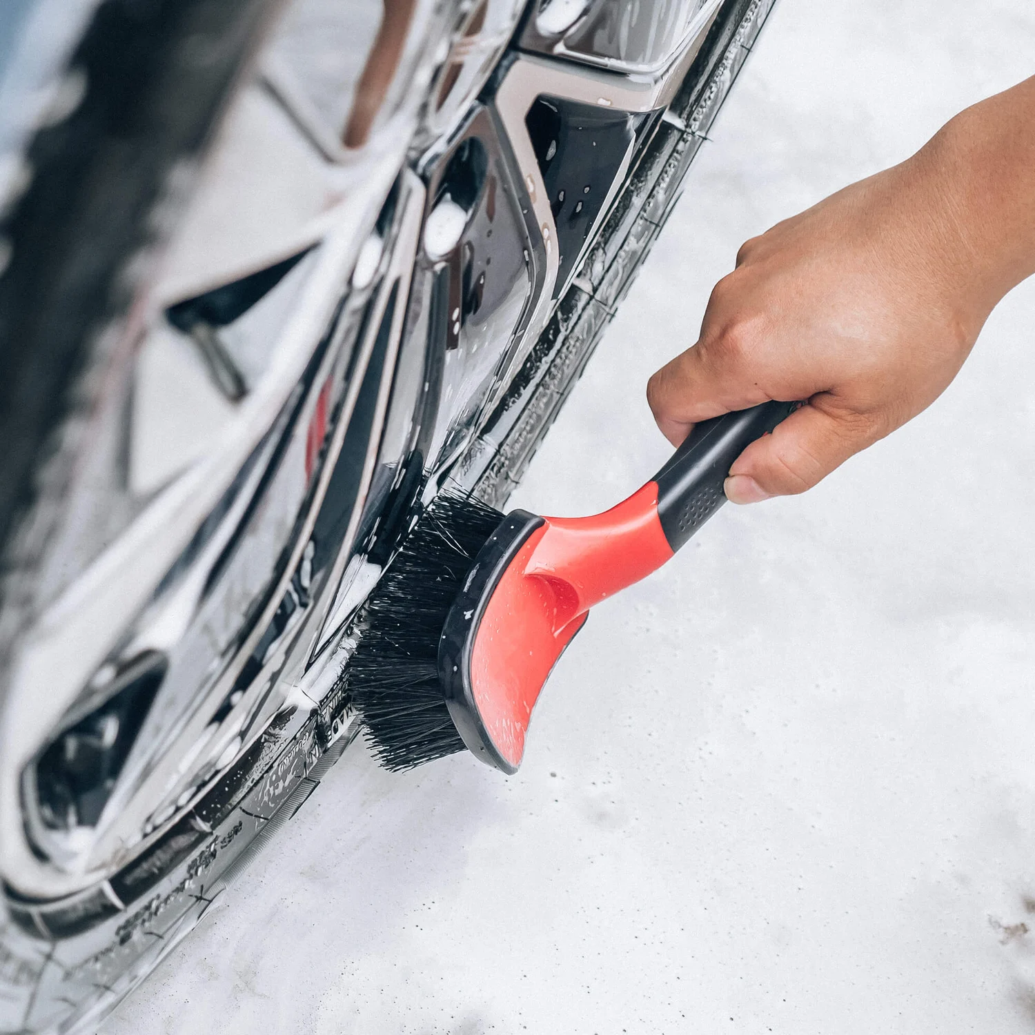 Soft Grip Tyre Cleaning Brush-Short Handle - Image 5