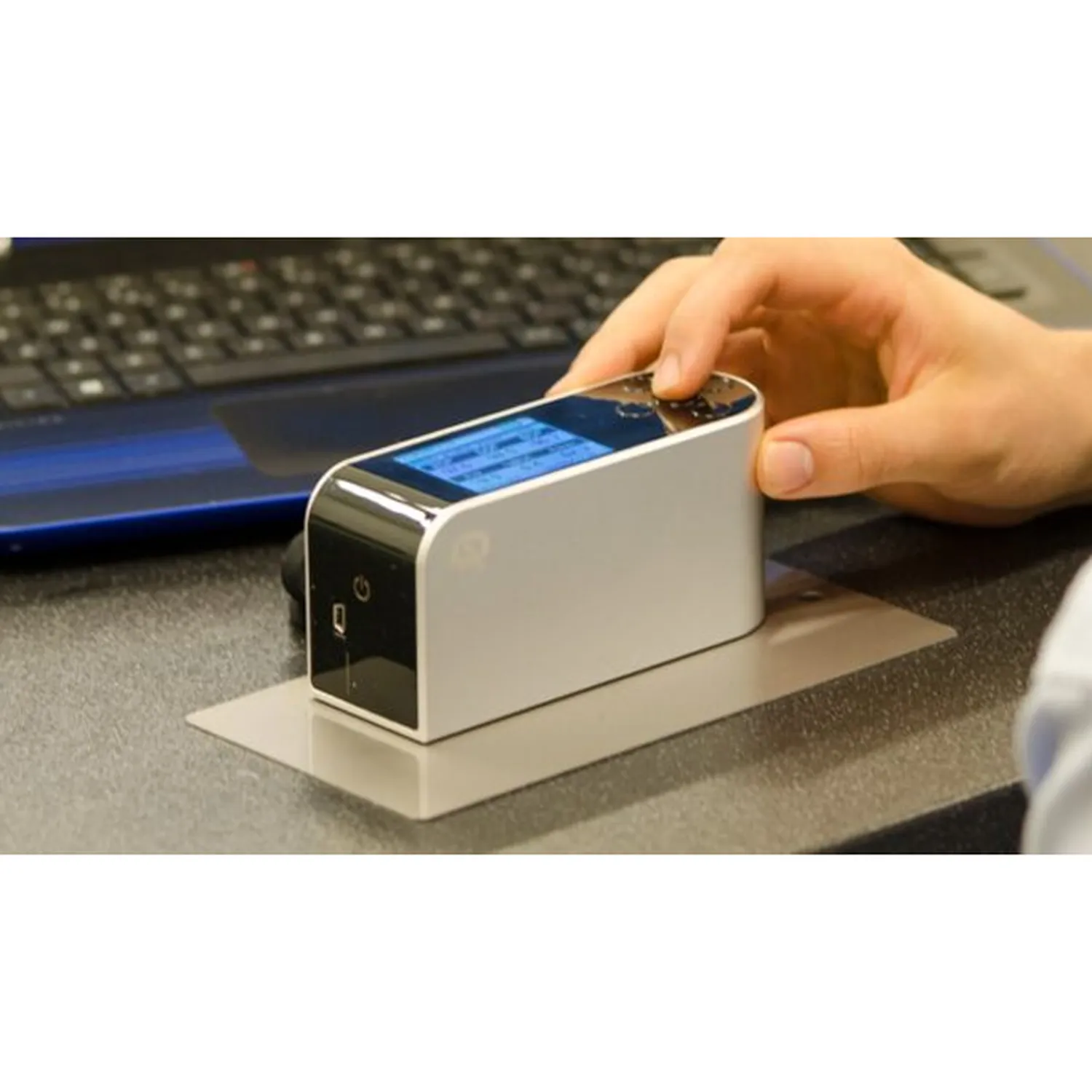 IQ 20/60 Gloss, Haze & DOI Meter - Image 5